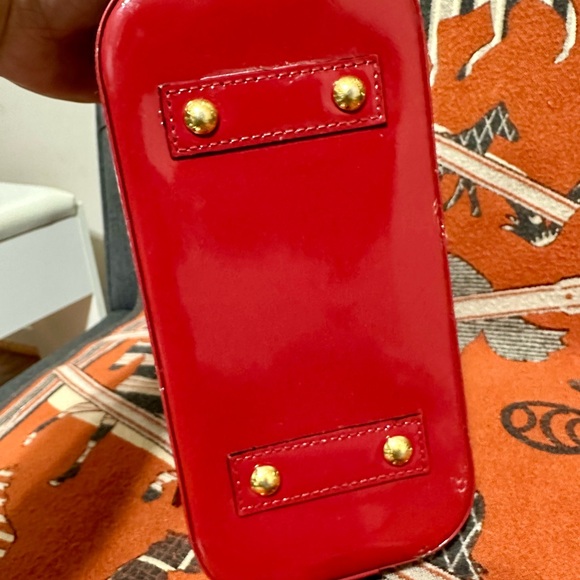 LOUIS VUITTON ❤️🌟AA1173 VERNIS RED ALMA BB NO LONG STRAP ⭐️ - Picture 8 of 15
